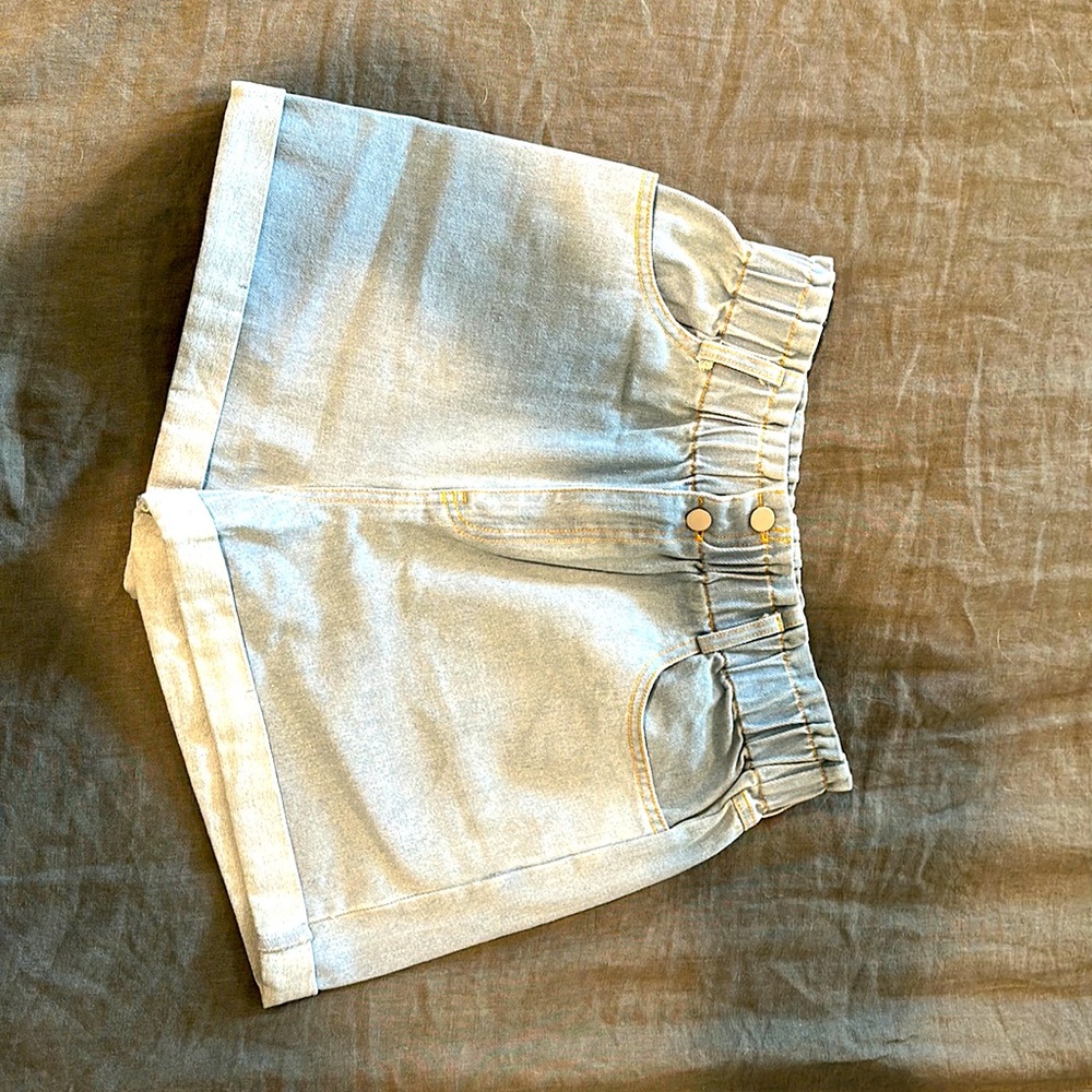 NWT jean shorts